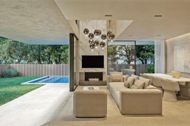 GLYFADA Center, Newly-Built Luxurious Maisonette 204 sq.m.